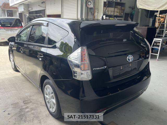 Toyota PRIUS ALPHA 2013-01 6614304-21