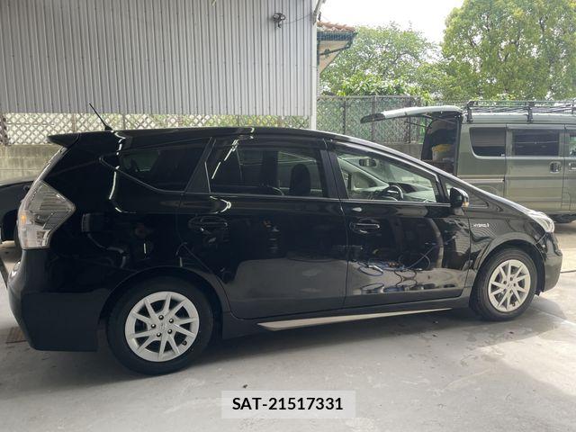 Toyota PRIUS ALPHA 2013-01 6614304-23