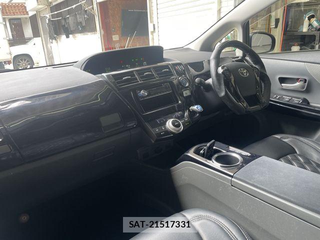 Toyota PRIUS ALPHA 2013-01 6614304-5