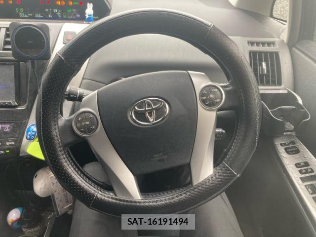 Toyota PRIUS ALPHA 2011-07 6642252-11