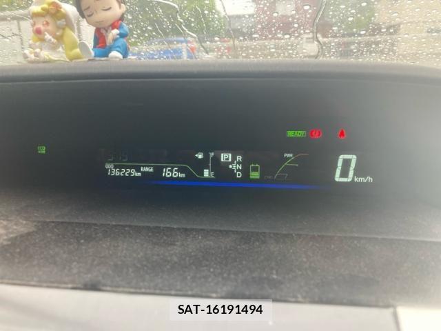 Toyota PRIUS ALPHA 2011-07 6642252-12