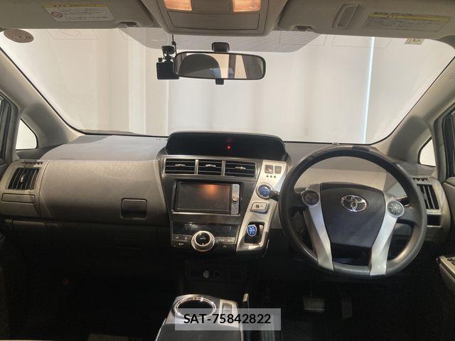 Toyota PRIUS ALPHA 2012-01 6642254-9
