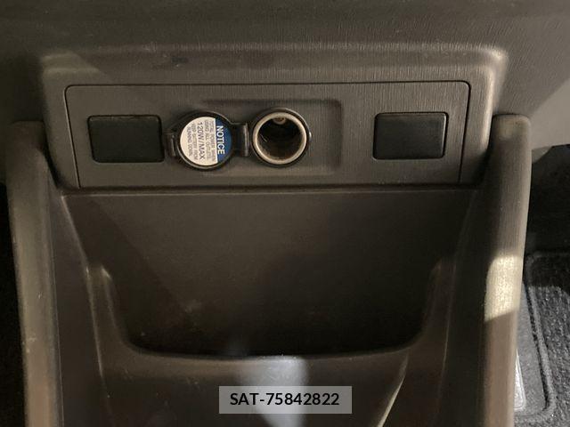 Toyota PRIUS ALPHA 2012-01 6642254-18