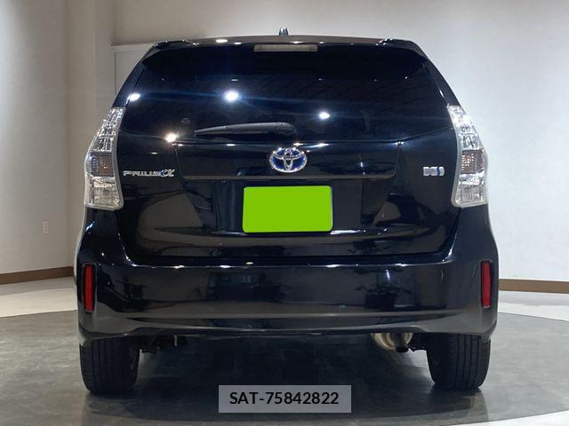Toyota PRIUS ALPHA 2012-01 6642254-2