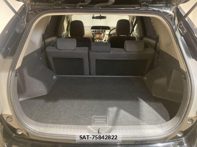 Toyota PRIUS ALPHA 2012-01 6642254-7