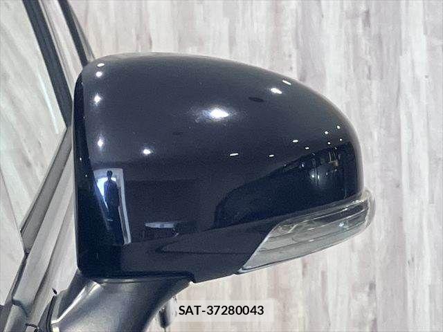 Toyota PRIUS ALPHA 2015-08 6642251-20