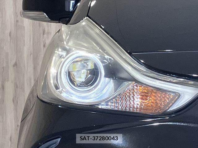 Toyota PRIUS ALPHA 2015-08 6642251-23