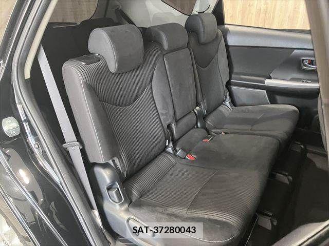 Toyota PRIUS ALPHA 2015-08 6642251-6