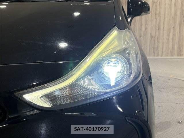 Toyota PRIUS ALPHA 2015-12 6673232-10