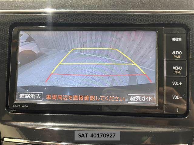 Toyota PRIUS ALPHA 2015-12 6673232-4