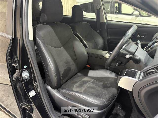 Toyota PRIUS ALPHA 2015-12 6673232-6