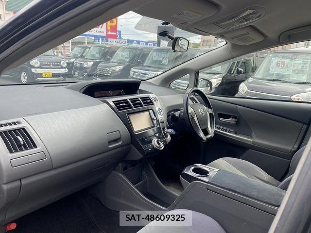 Toyota PRIUS ALPHA 2011-11 6673237-11