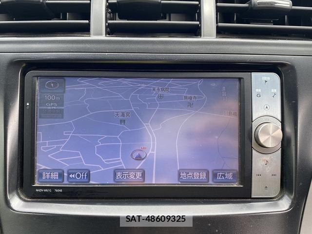 Toyota PRIUS ALPHA 2011-11 6673237-15