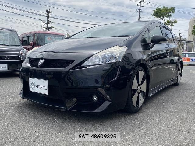Toyota PRIUS ALPHA 2011-11 6673237-1