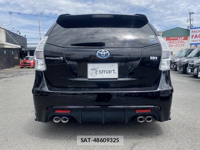 Toyota PRIUS ALPHA 2011-11 6673237-7