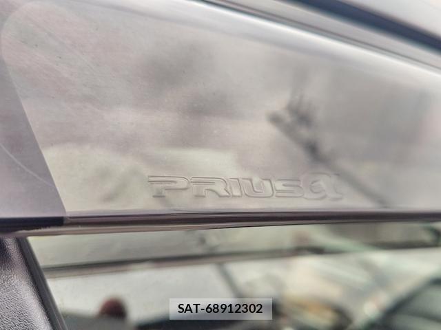 Toyota PRIUS ALPHA 2015-05 6673231-19