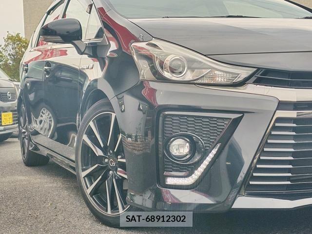 Toyota PRIUS ALPHA 2015-05 6673231-8