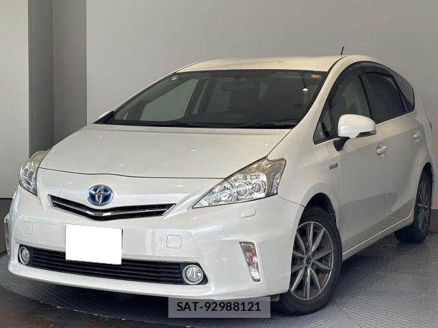 Toyota PRIUS ALPHA 2014-10 6673234-0