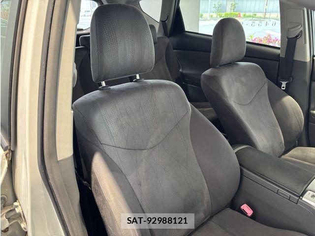 Toyota PRIUS ALPHA 2014-10 6673234-6