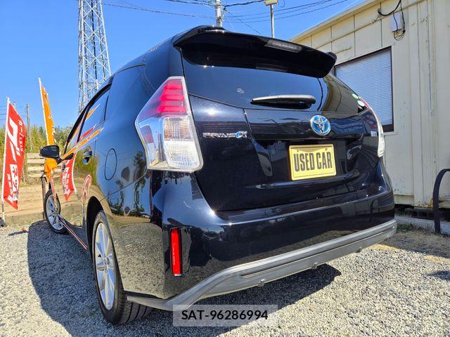 Toyota PRIUS ALPHA 2015-02 6677593-15