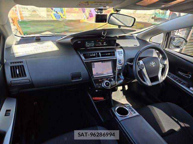 Toyota PRIUS ALPHA 2015-02 6677593-20