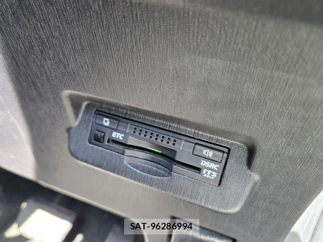 Toyota PRIUS ALPHA 2015-02 6677593-24