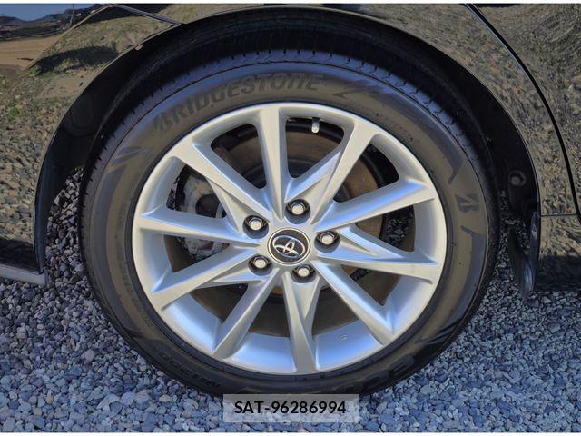 Toyota PRIUS ALPHA 2015-02 6677593-3