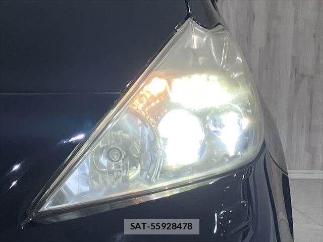 Toyota PRIUS ALPHA 2011-07 6677596-10