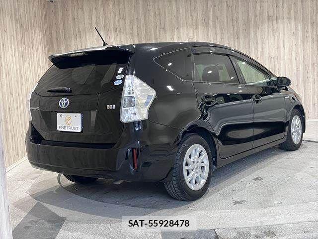 Toyota PRIUS ALPHA 2011-07 6677596-17