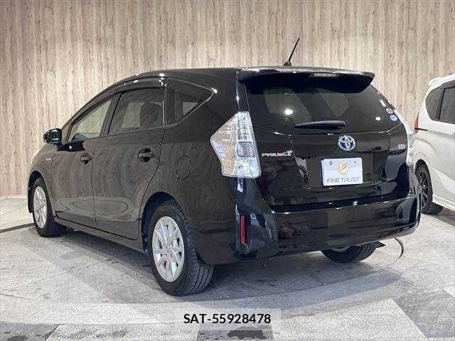 Toyota PRIUS ALPHA 2011-07 6677596-19