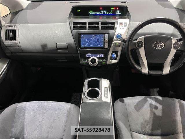 Toyota PRIUS ALPHA 2011-07 6677596-2