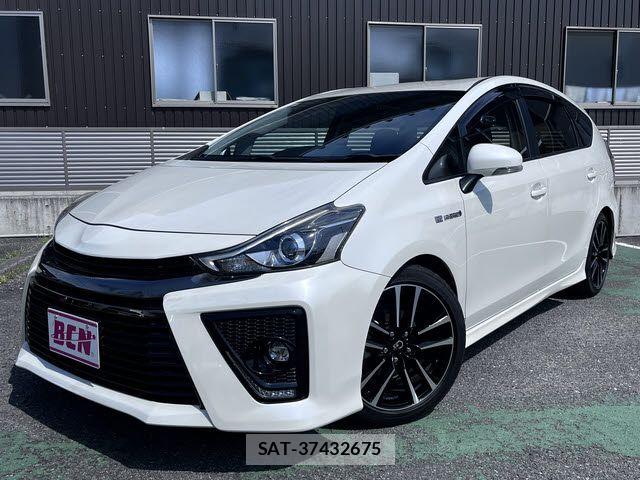 Toyota PRIUS ALPHA 2015-04 6677590-0