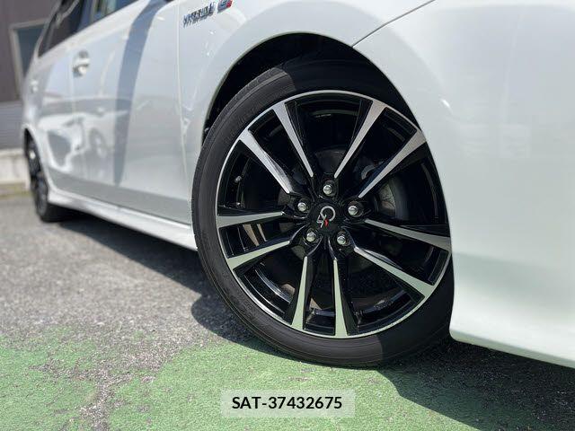 Toyota PRIUS ALPHA 2015-04 6677590-26