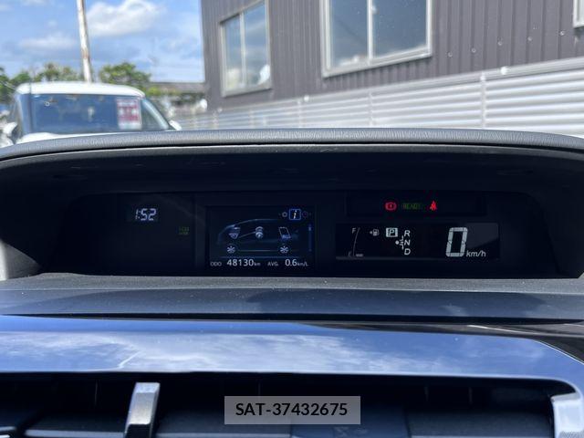 Toyota PRIUS ALPHA 2015-04 6677590-7