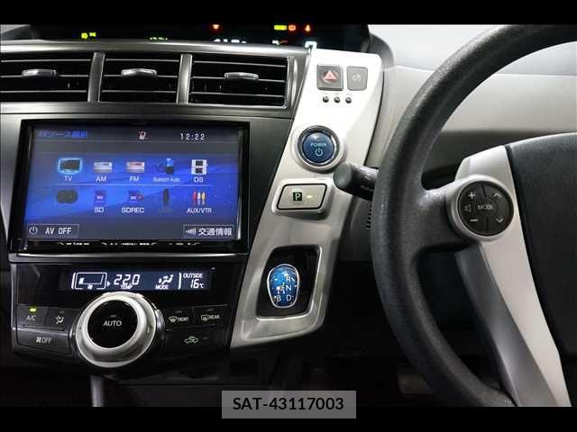 Toyota PRIUS ALPHA 2012-01 6677595-11