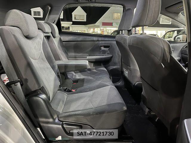 Toyota PRIUS ALPHA 2013-10 6682826-9