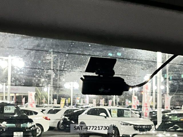 Toyota PRIUS ALPHA 2013-10 6682826-5