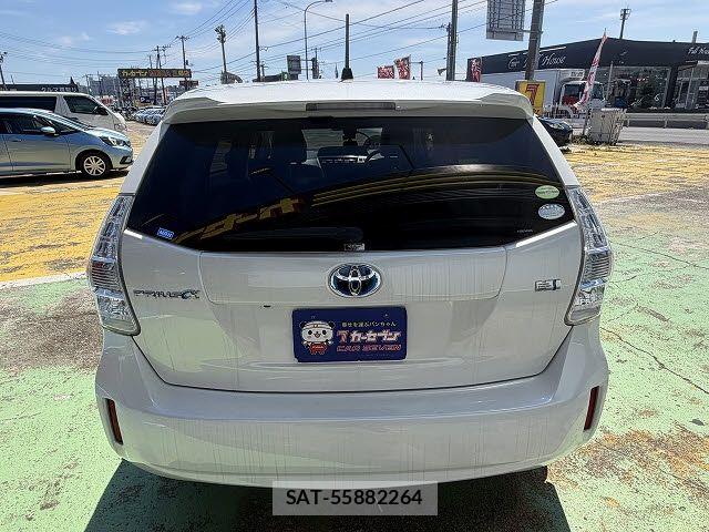 Toyota PRIUS ALPHA 2014-01 6683966-5