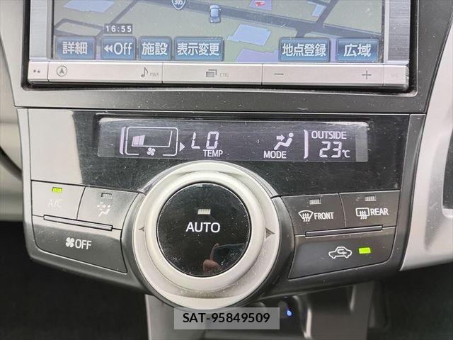 Toyota PRIUS ALPHA 2013-03 6683968-19