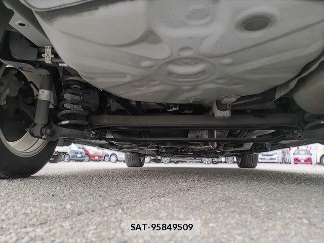 Toyota PRIUS ALPHA 2013-03 6683968-5