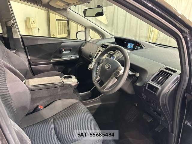 Toyota PRIUS ALPHA 2015-12 6691202-9