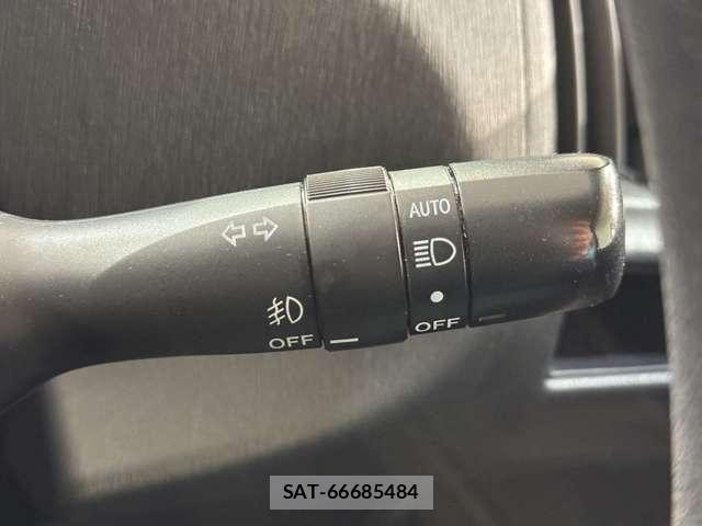 Toyota PRIUS ALPHA 2015-12 6691202-12
