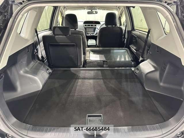 Toyota PRIUS ALPHA 2015-12 6691202-27