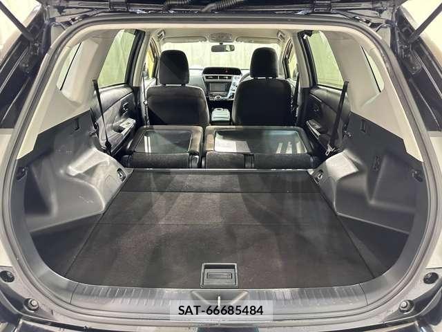 Toyota PRIUS ALPHA 2015-12 6691202-28
