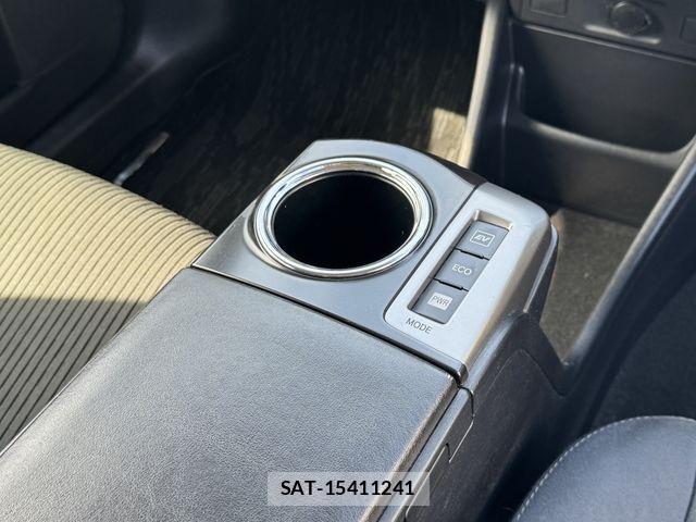 Toyota PRIUS ALPHA 2015-12 6717093-18