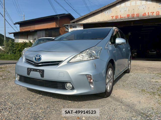 Toyota PRIUS ALPHA 2012-03 6752957-2
