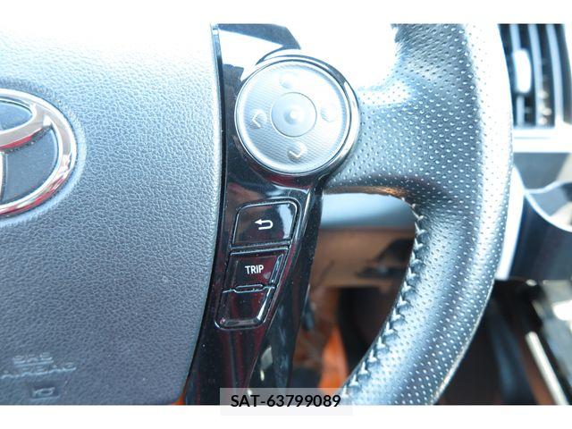Toyota PRIUS ALPHA 2015-10 6752946-20