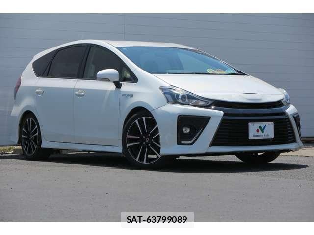 Toyota PRIUS ALPHA 2015-10 6752946-2