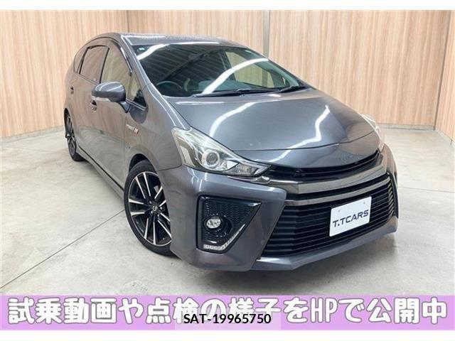 Toyota PRIUS ALPHA 2015-04 6752947-0
