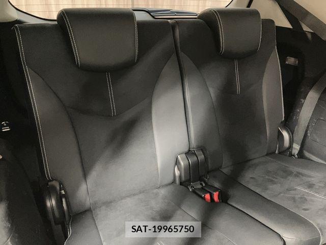Toyota PRIUS ALPHA 2015-04 6752947-18